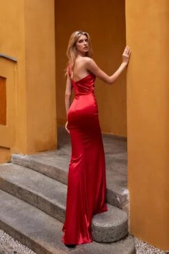 Betty - Red 17 Betty - Red -Alamour The Label US 129 2e02cc06 d2ee 4043 be6d 8e4d7eda1512