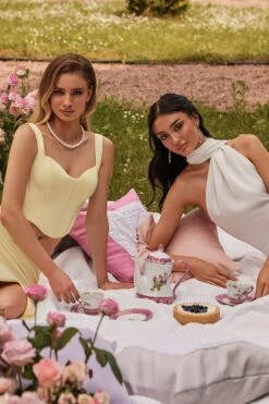 Sofia - White 22 Sofia - White -Alamour The Label US 59 de3a3e40 bdb9 4a29 adb6 71ff47082581