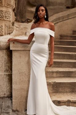 Crystal Gown -Alamour The Label US 6 94f2f44d 676a 4673 a5a9 17de1ad937c0