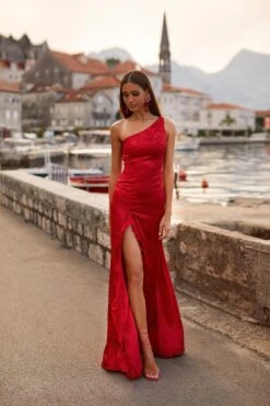 Mirela Gown 11 Mirela Gown -Alamour The Label US 73 8404adfa de18 4959 a36b f591cb0cc1af