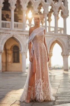 Shirley Gown -Alamour The Label US 7 8a4b3129 f74f 4741 beb8 24737d09ee5b