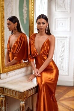 Miriam - Rust 10 Miriam - Rust -Alamour The Label US 8 ee70256235ece c702 4056 8d3c 664b94257b23 1600x c0f40ad1 f1f9 42c9 9249 057365bf4420