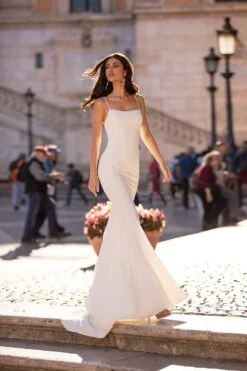 Giorgia - White 10 Giorgia - White -Alamour The Label US 96 83e86adf 097a 48c9 b6d3 9144eded43ba