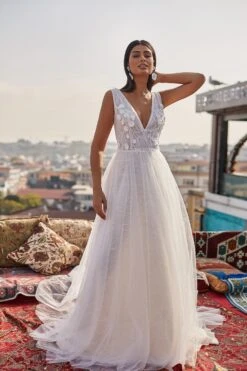 Aiyla Gown 10 Aiyla Gown -Alamour The Label US 9 9883b926 b664 4e5e bc6f 5bfe99757121