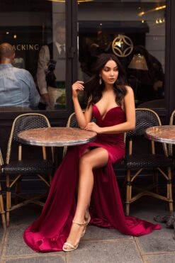 Mabelle - Deep Red 8 Mabelle - Deep Red -Alamour The Label US ls47